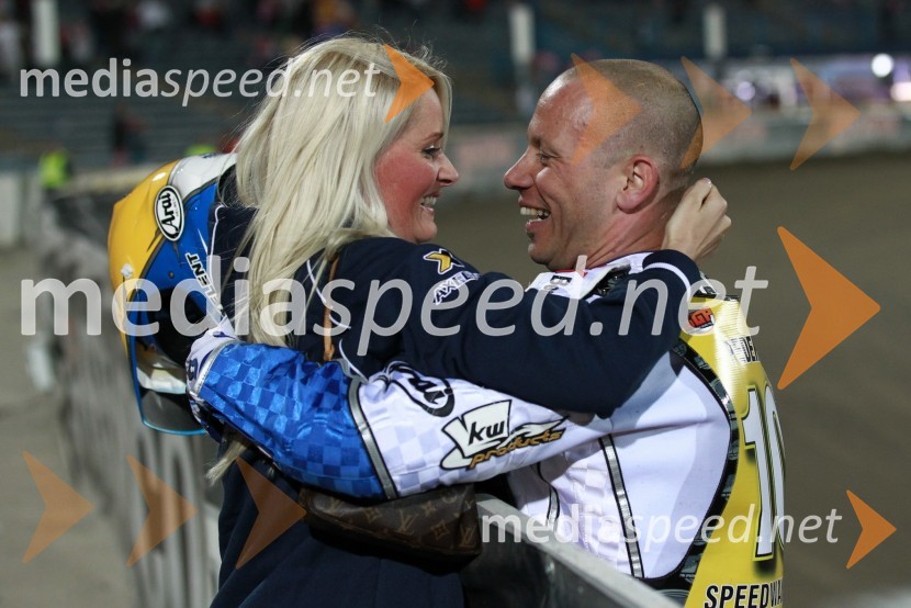 Nicki Pedersen, Danska in njegova zaročenka Anne MetteSpeedway Grand Prix 2011, VN Evrope - 1. dirka