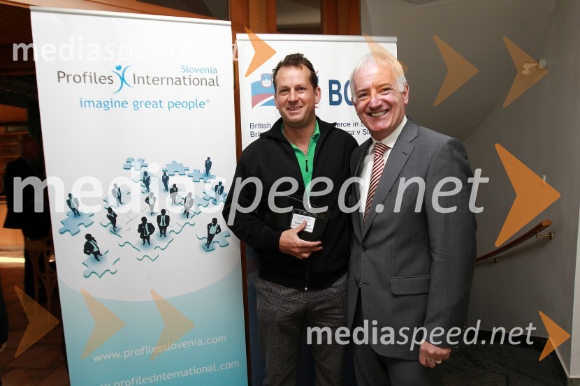 Gregor Vehovec, soorganizator dogodka in Deiric McCannBritanska gospodarska zbornica v Sloveniji ter Profiles International Slovenia sta organizirala predavanje Deirica McCanna in golf turnir