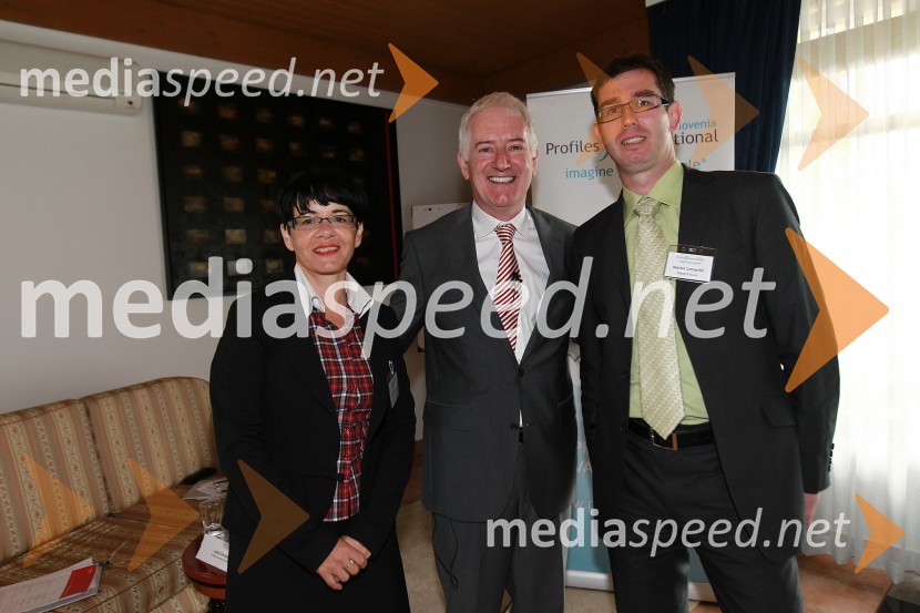 Zvezdana Lubej, direktorica Profiles International Slovenia, Deiric McCann, ...Britanska gospodarska zbornica v Sloveniji ter Profiles International Slovenia sta organizirala predavanje Deirica McCanna in golf turnir