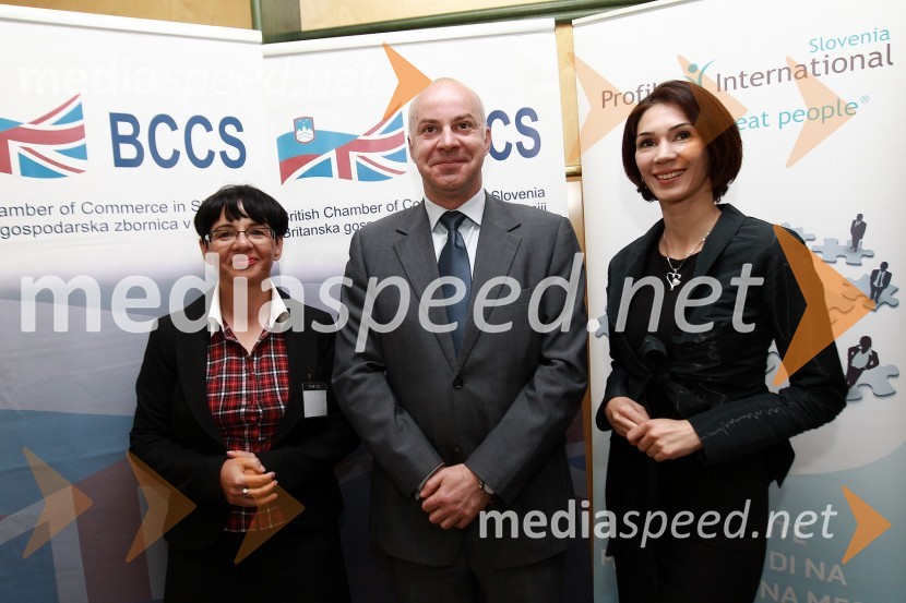 Zvezdana Lubej, direktorica Profiles International Slovenia, Król Cezary, veleposlanik Poljske v Sloveniji in Saša Rakita, direktorica marketinga na BCCSBritanska gospodarska zbornica v Sloveniji ter Profiles International Slovenia sta organizirala predavanje Deirica McCanna in golf turnir
