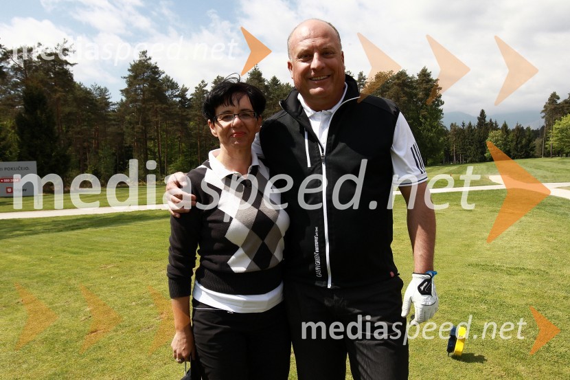 Zvezdana Lubej in Iztok Klančnik, direktor HPBritanska gospodarska zbornica v Sloveniji ter Profiles International Slovenia sta organizirala predavanje Deirica McCanna in golf turnir