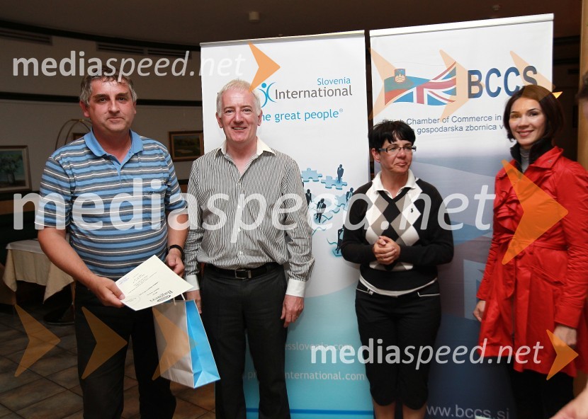 	Jože Zupan, Deiric McCann,Zvezdana Lubej, direktorica Profiles International Slovenia in Saša Rakita, direktorica marketinga na BCCSBritanska gospodarska zbornica v Sloveniji ter Profiles International Slovenia sta organizirala predavanje Deirica McCanna in golf turnir