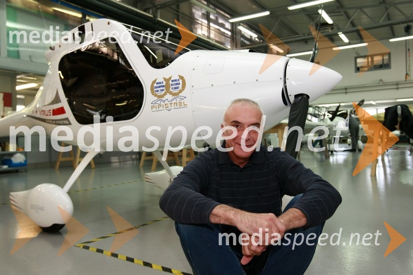 Ivo Boscarol, slovenski letalec, poslovnež in politikIvo Boscarol, slovenski letalec, poslovnež in politik