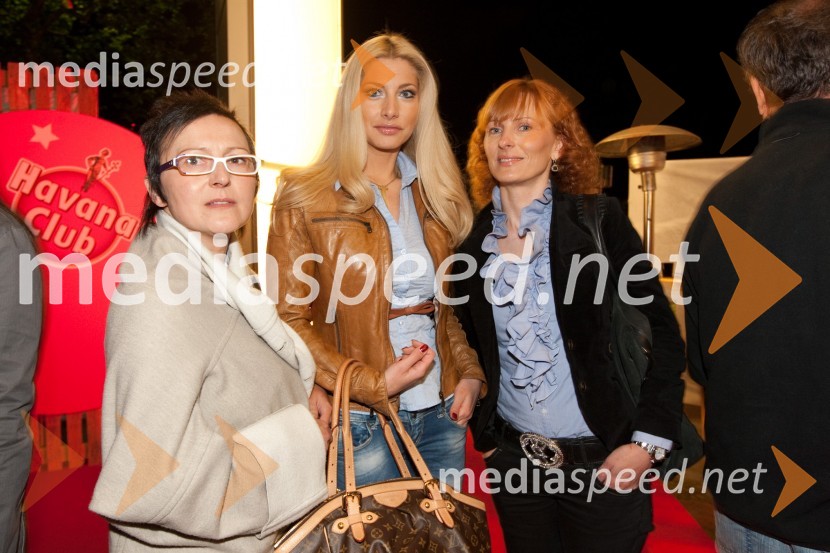 	Natalija Taja Kolarič, lastnica agencije Michela, Lucija Gubenšek, TV voditeljica in manekenka ter Mihaela Kolarič, lastnica agencije MichelaObletnica Kavarne Playa