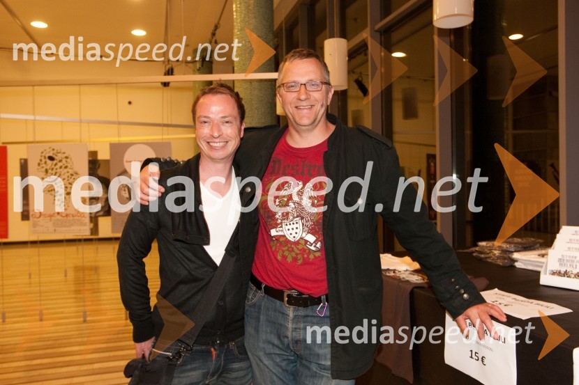 Mitja Bravhar, pomočnik direktorja za menedžment in finance Kino Šiška in Primož Pečovnik, producentDruga godba, otvoritev festivala