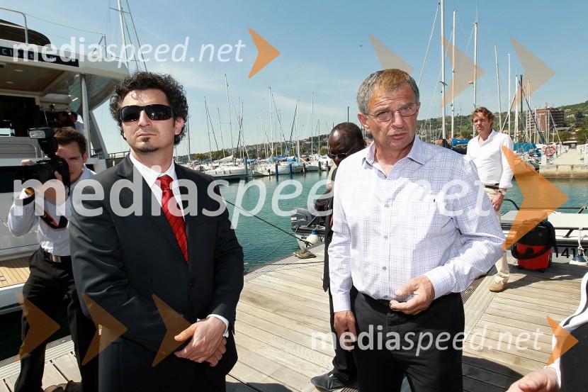 Dr. Patrick Vlačič, minister za promet in Japec Jakopin, navtični oblikovalec in lastnik skupine SeawayInternautica 2011 - 16. mednarodna razstava navtike, odprtje