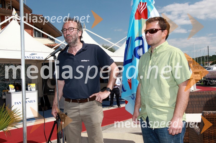 Rob Humphreys, oblikovalec Elanovih plovil in Luka Kepec, direktor prodaje in marketinga Elan, navtična divizijaInternautica 2011 - 16. mednarodna razstava navtike, odprtje