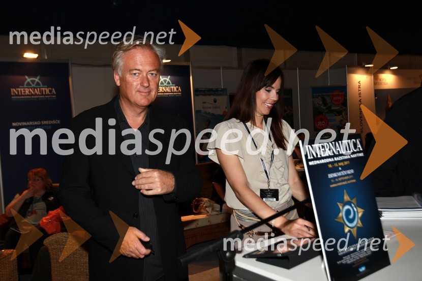 Jurij Korenc, idejni oče ter izvršni direktor Internautice in Lorella Flego, povezovalka prireditve 
Internautica 2011 - 16. mednarodna razstava navtike, odprtje