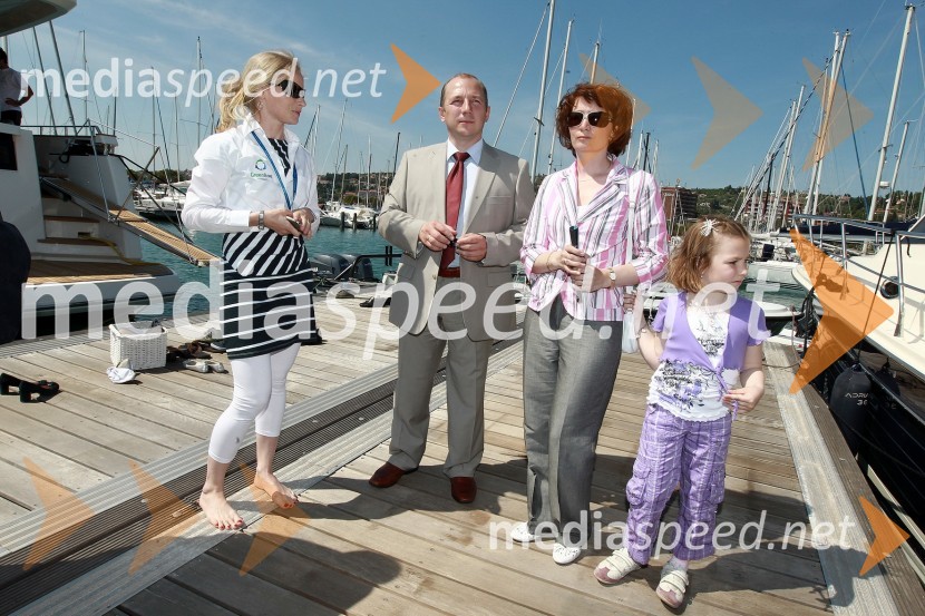 Olga Zadorina, Seaway, Vladimir Kornijeenkov, vojaški ataše na ruski ambasadi, ... in ...Internautica 2011 - 16. mednarodna razstava navtike, odprtje