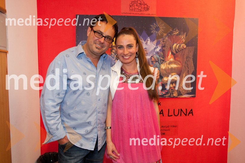 Jernej Kuntner, igralec in Alenka TetičkovičProv hudo, premiera v Lutkovnem gledališču
