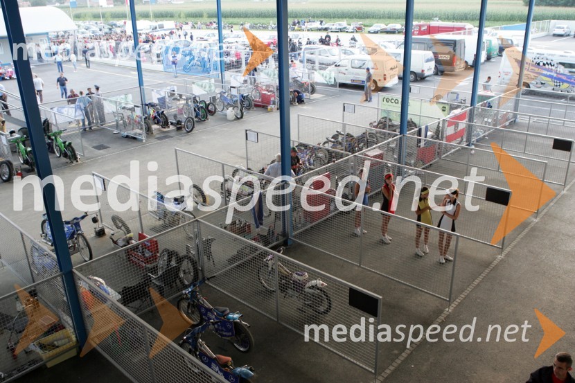 Tekmovalni boksiSPEEDWAY, otvoritev stadiona Milenium