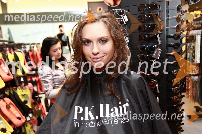 Lea Perovšek, Miss športa 2010Odprtje trgovine New Yorker, Qlandia, Kamnik