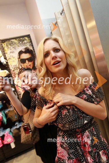 Saša Bernetič, revija Rina ter Ajda Sitar, Miss Športa 2009Odprtje trgovine New Yorker, Qlandia, Kamnik