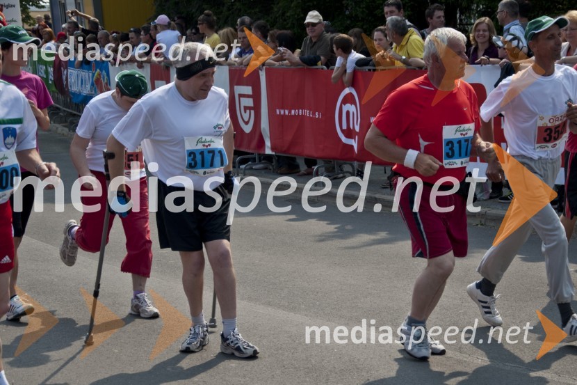 Srečko Obolnar in Aleš Kocjan, tek na 10km31. Maraton treh src, reportaža