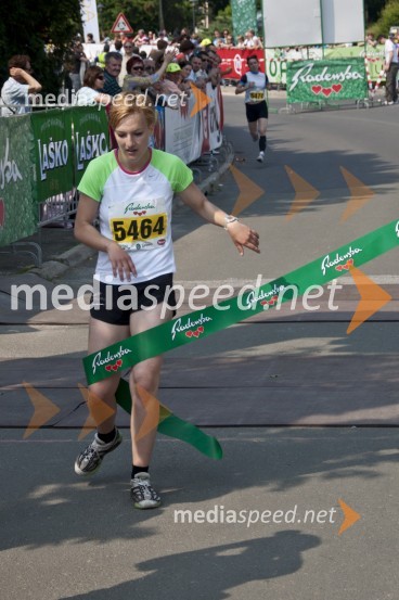 Katja Vrdjuka, zmagovalka teka na 5,5 km ženske31. Maraton treh src, reportaža
