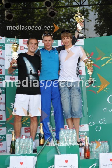 Urh Poteko, 2. mesto, Matej Fujs, 1. mesto, Martin Ramšak 3. mesto v teku na 5,5 km moški31. Maraton treh src, reportaža