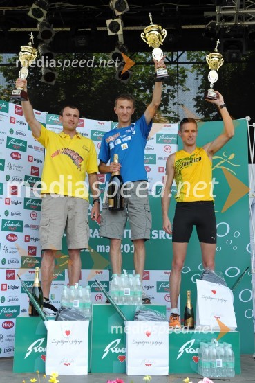 Anton Kosmač, 1. mesto, Riko Novak, 2. mesto, Tadej Kaluža, 3. mesto v kategoriji polmaratonci31. Maraton treh src, reportaža