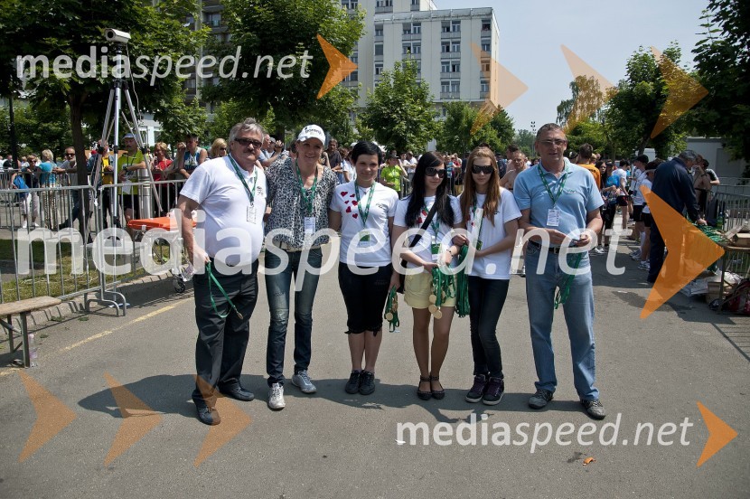 Zvonko Murgelj, direktor podjetja Radenska, Petra Majdič, smučarska tekačica, ..., ..., ... in ...31. Maraton treh src, udeleženci