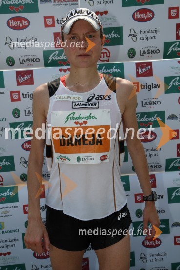 Daneja Grandovec, zmagovalka polmaratona31. Maraton treh src, reportaža