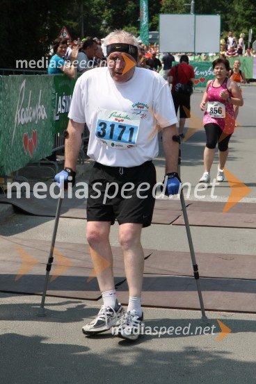 Srečko Obolnar, tek na 10km31. Maraton treh src, reportaža