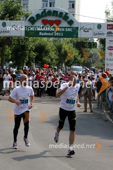 Gorazd Lenko in Jernej Čefarin, tek na 10 km31. Maraton treh src, udeleženci