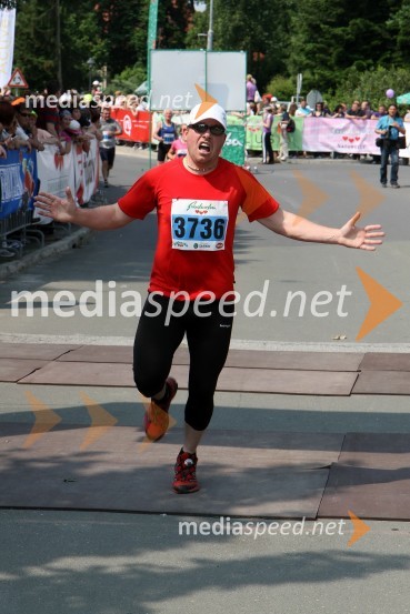 Janko Guček, tek na 10 km31. Maraton treh src, udeleženci