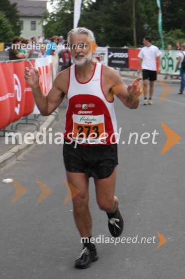 Juraj Evačić, tek na 42 km31. Maraton treh src, udeleženci