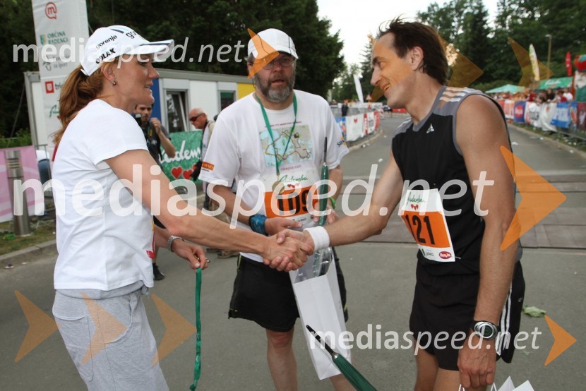 Petra Majdič, smučarska tekačica, Kalevi Kairemo in Željko Brljak, tek na 42 km31. Maraton treh src, udeleženci