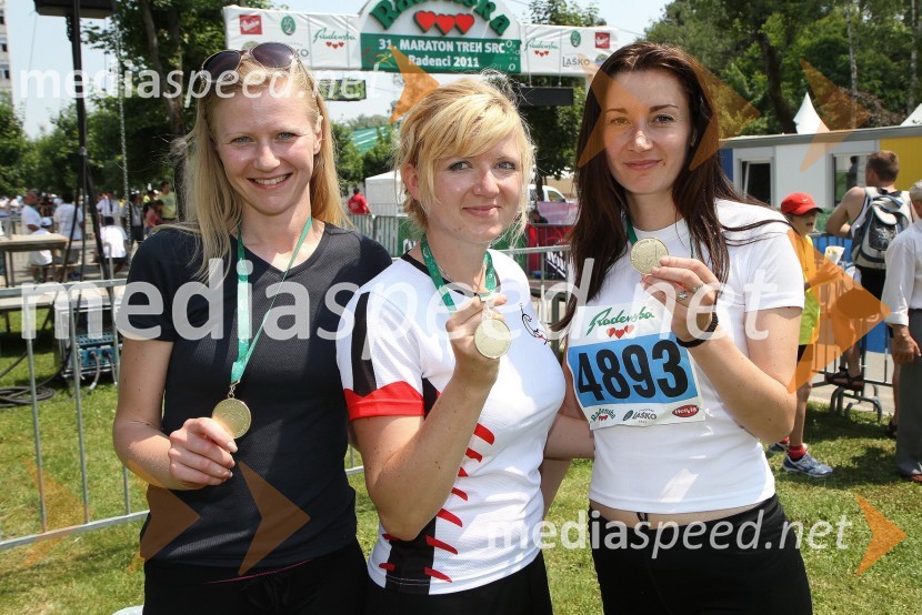 Ana Sirk, ..., Breda Javornik, tek na 10km31. Maraton treh src, reportaža