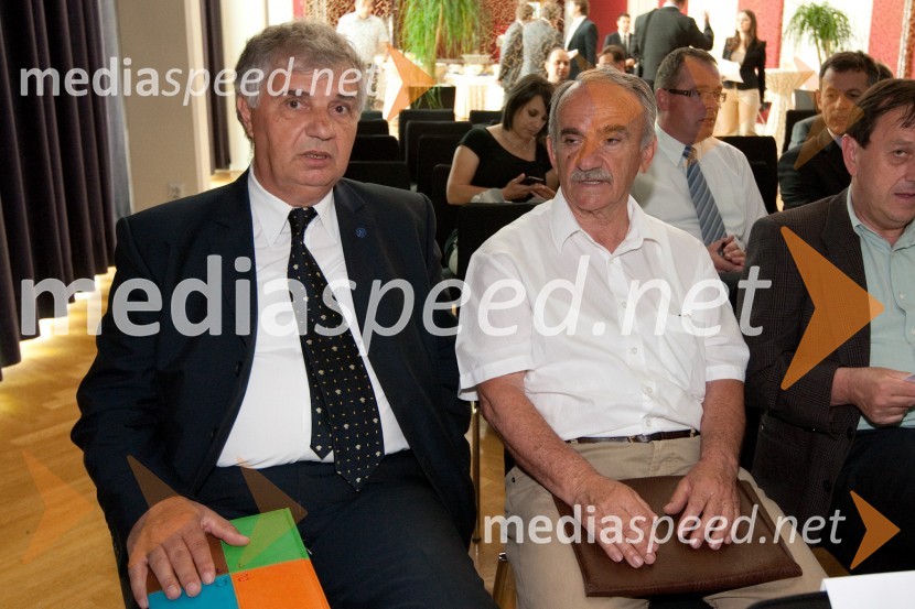 Ilija Dimitrijevski, SavaTech d.o.o. in Blagoja Nasteski, Toto d.o.o.Aktualna gospodarska situacija v Republiki Makedoniji in slovensko-makedonsko sodelovanje v praksi - pogled slovenskega bančnika
