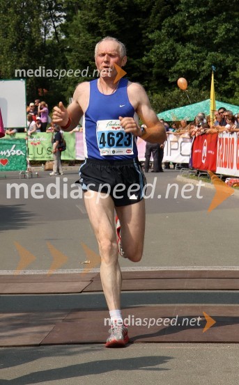 Stane Barber, tek na 10 km31. Maraton treh src, udeleženci