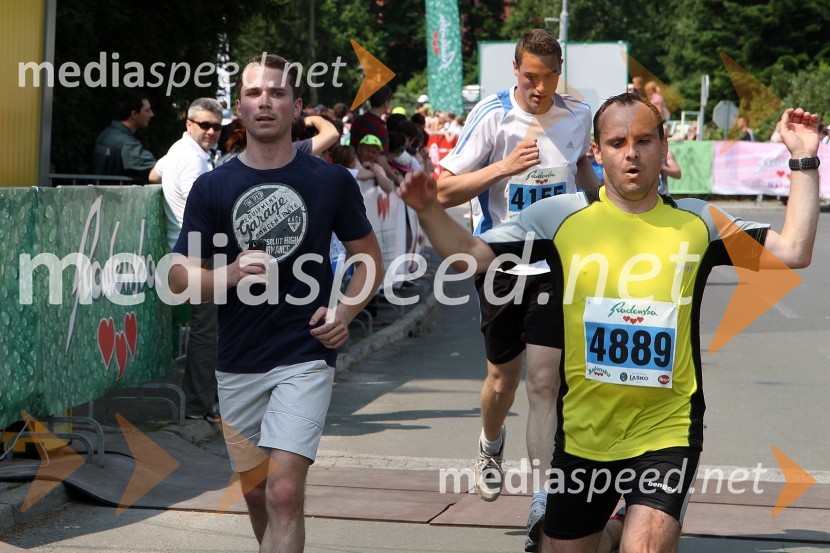 ... in Marko Kukovec, tek na 10 km	31. Maraton treh src, udeleženci
