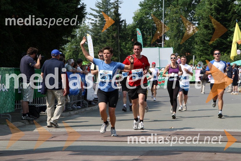Darja Smrečnik, Miha Mogel, tek na 10 km31. Maraton treh src, udeleženci