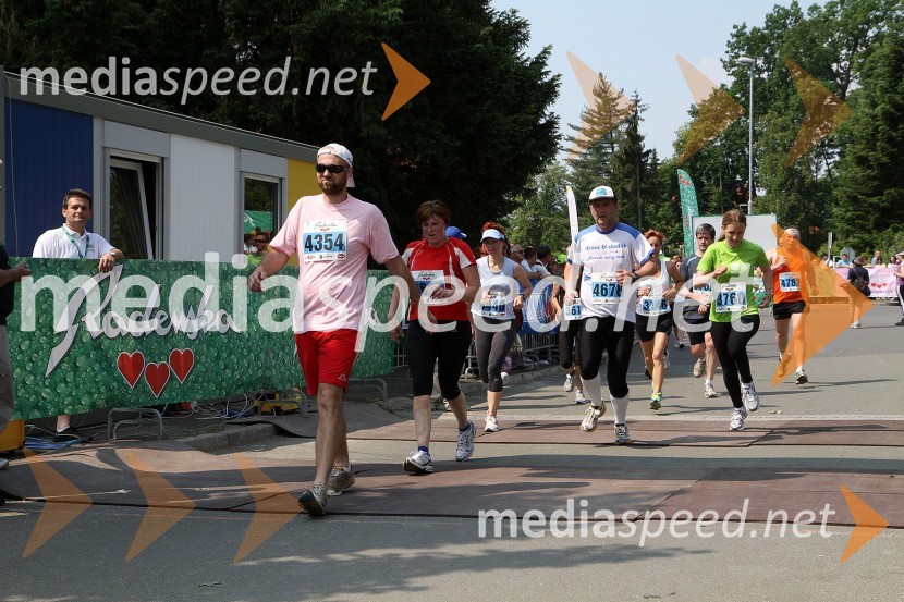 Dejan Gosak, tek na 10 km31. Maraton treh src, udeleženci