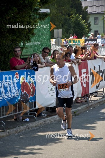 Rajko Stevanović, tek na 42 km31. Maraton treh src, udeleženci
