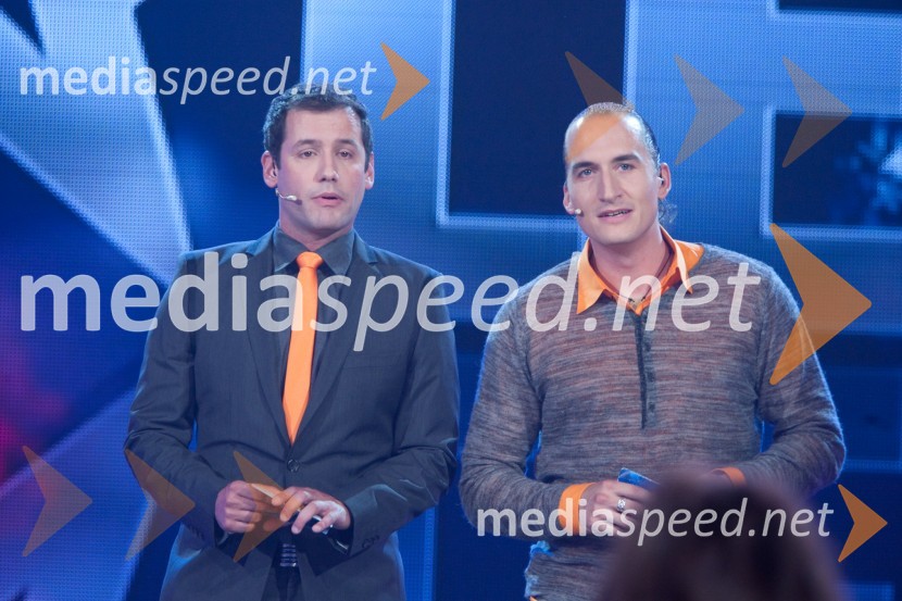 Peter Poles, voditelj in Vid Valič, voditeljSlovenija ima talent, snemanje četrte polfinalne oddaje