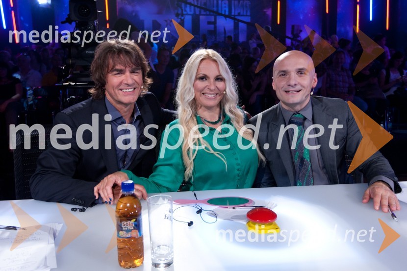 Žirija: Brane Kastelic, Lucienne Lončina in Branko ČakarmišSlovenija ima talent, snemanje četrte polfinalne oddaje