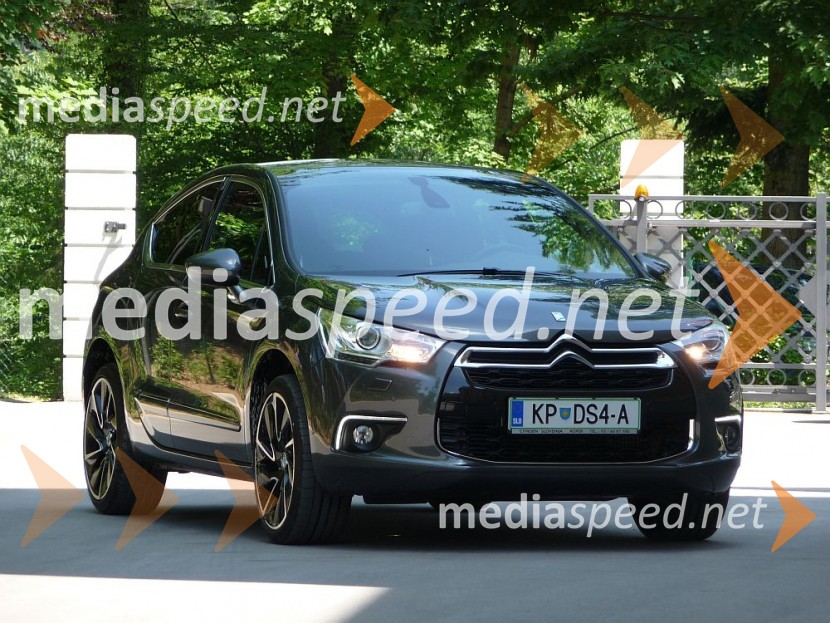 Citroen DS4Citroen DS4 in C-Zero, slovenska predstavitev