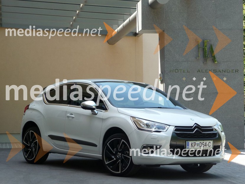 Citroen DS4Citroen DS4 in C-Zero, slovenska predstavitev