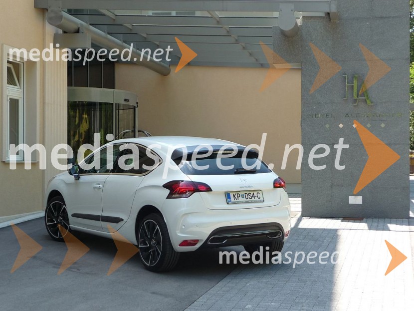 Citroen DS4Citroen DS4 in C-Zero, slovenska predstavitev