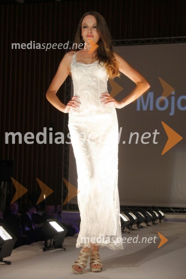 Iryna Osypenko, manekenkaSvileni šiv slovenske obrti, modna revija