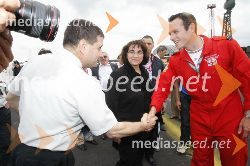 ..., Ljubica Jelušič, ministrica za obrambo, ...Letalski miting Aviofun 2011