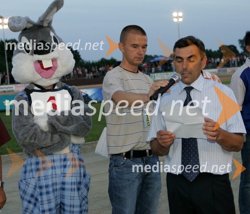Otvoritveni govor lastnika stadiona Milenium in predsednika Speedway kluba Unia Goričan Zvonimirja - Zvonka PavliceSPEEDWAY, otvoritev stadiona Milenium