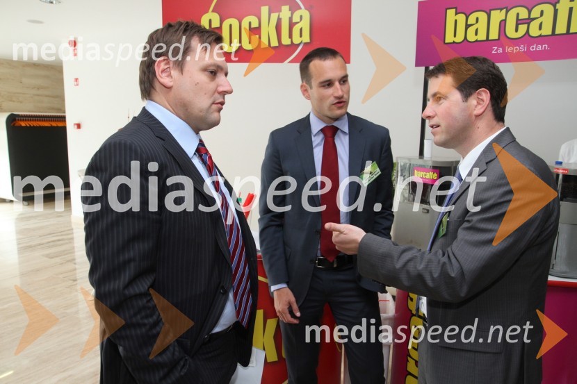 Mediaspeed 11 Sre anje Managerjev Kmetijskih In ivilskih Podjetij 