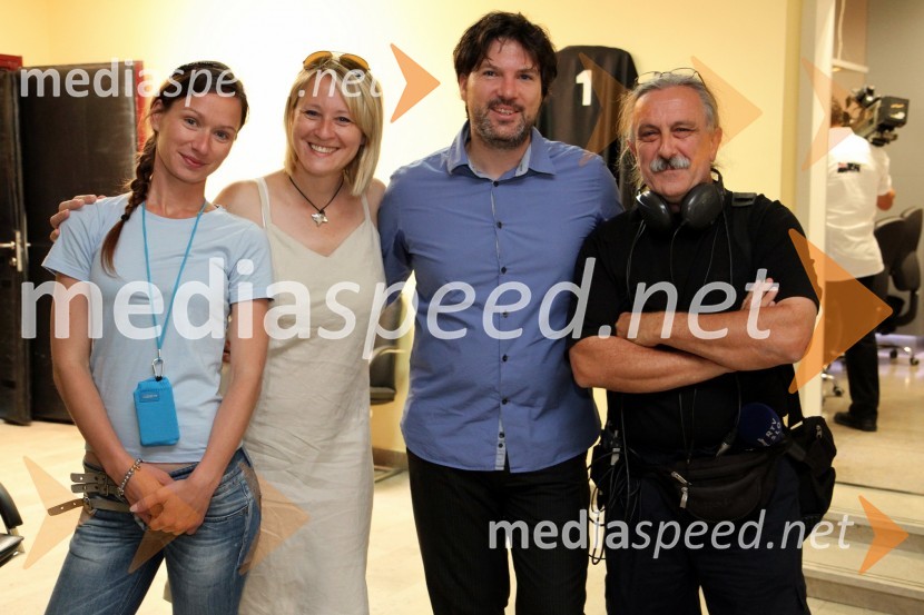 Erter Pust, novinarka TV Koper, Emanuela Gerrardi, novinarka TV Koper – Capodistria, Massimo Seti, Roberto Bašič, tonski tehnik TV Koper40 let TV Koper