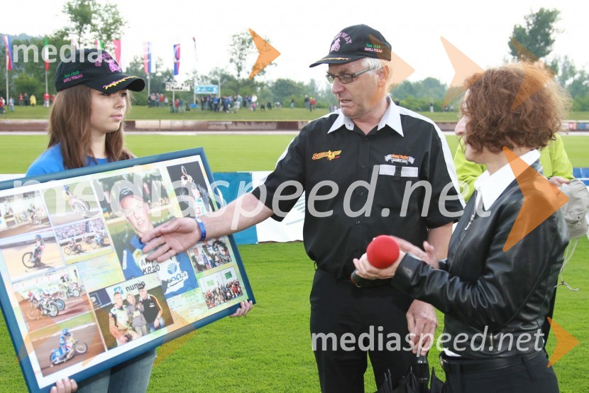 Staša Kerin, Hopla team Krško, Vili Ferjan, oče speedway-ista Mateja Ferjana in Violeta Freeland, predsednica AMD KrškoSpeedway 28. Zlati znak občine Krško