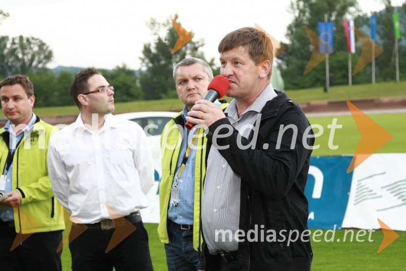 Gregor Arnšek, direktor dirke, AMD Krško, Gregor Žigante, speedway sodnik, Igor Kolenko, predsednik žirije in Franci Bogovič, župan občine Krško in poslanecSpeedway 28. Zlati znak občine Krško