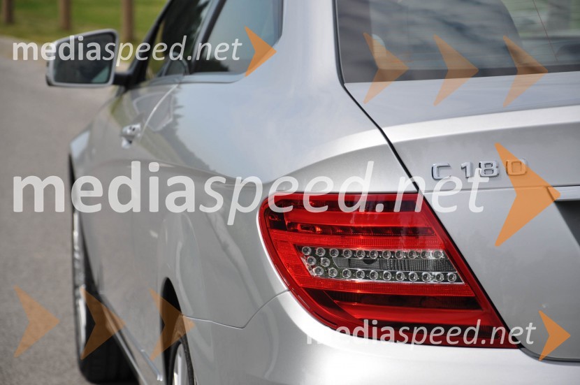 Mercedes-Benz kupe razreda CSlovenski predstavitvi: Mercedes-Benz SLK in kupe razreda C