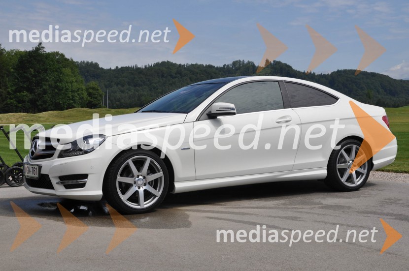 Mercedes-Benz kupe razreda CSlovenski predstavitvi: Mercedes-Benz SLK in kupe razreda C