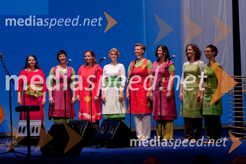 Vokalna skupina KaticeSlovesnost ob ustanovitvi Rotary International District 1912